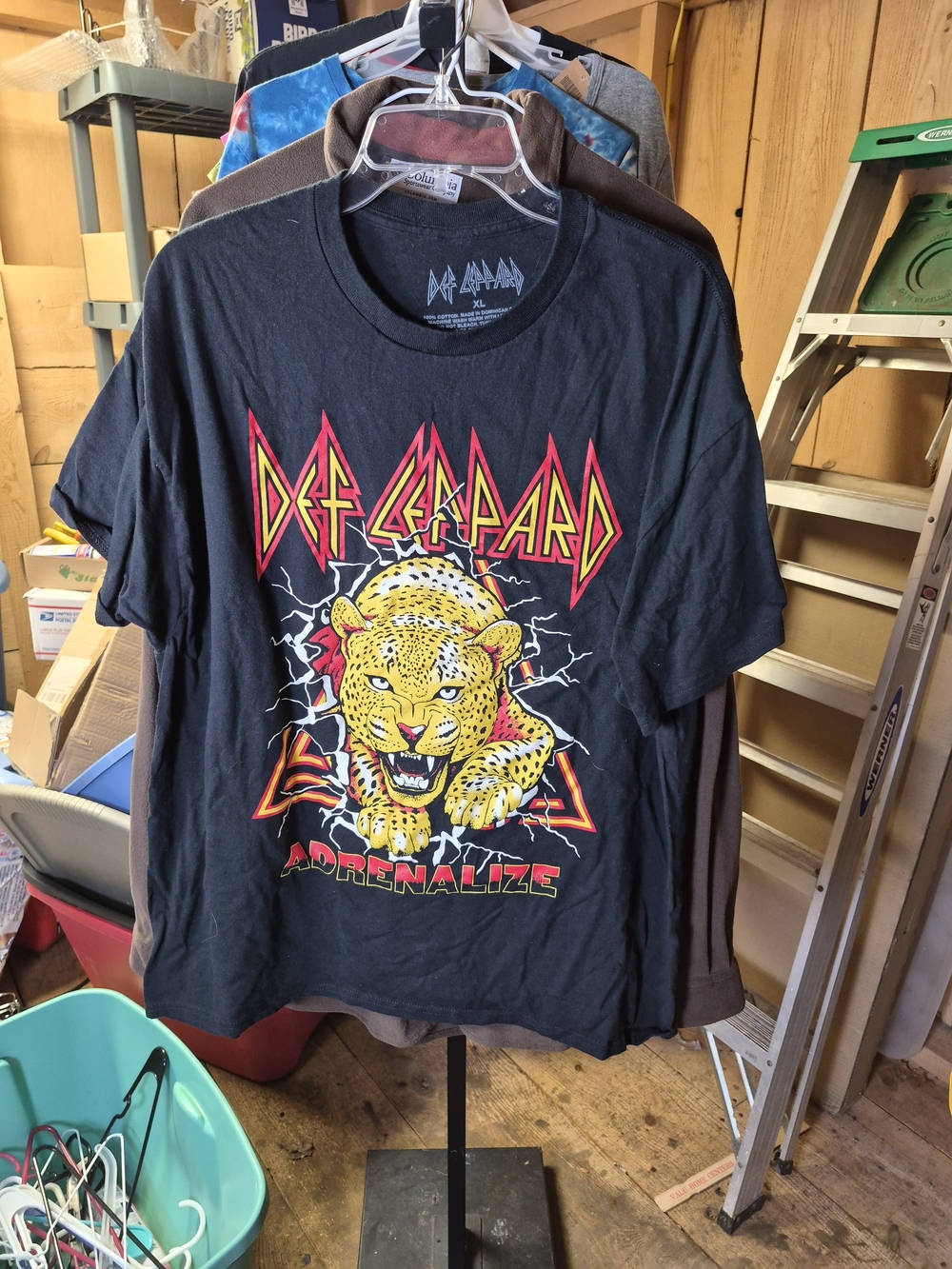 Def Leppard Black 'Adrenalize' Short Sleeve Graphic Tee Bin 63